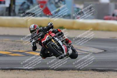 media/Jan-15-2023-SoCal Trackdays (Sun) [[c1237a034a]]/Turn 2 Set 1 (1145am)/